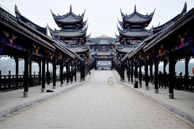 栅栏迷宫