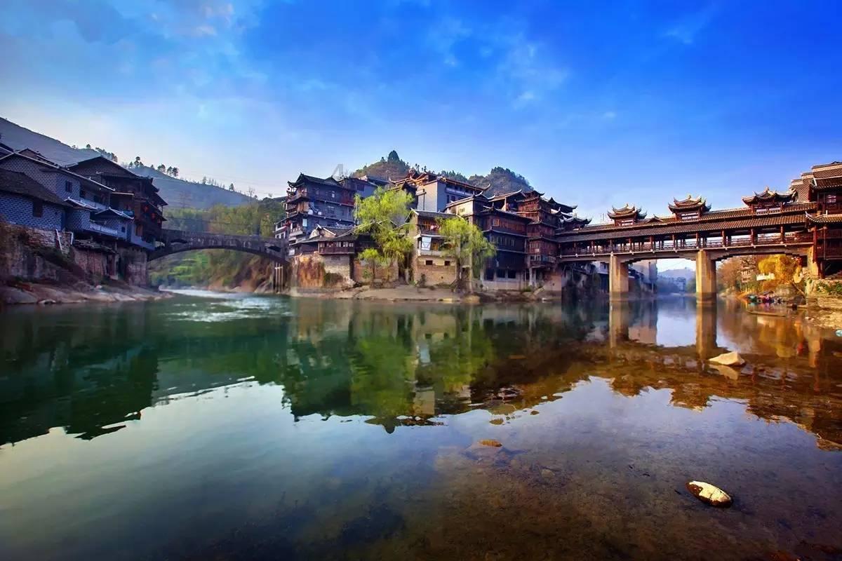 顺昌县:参训人员模拟救助旅途中突发疾病的旅客